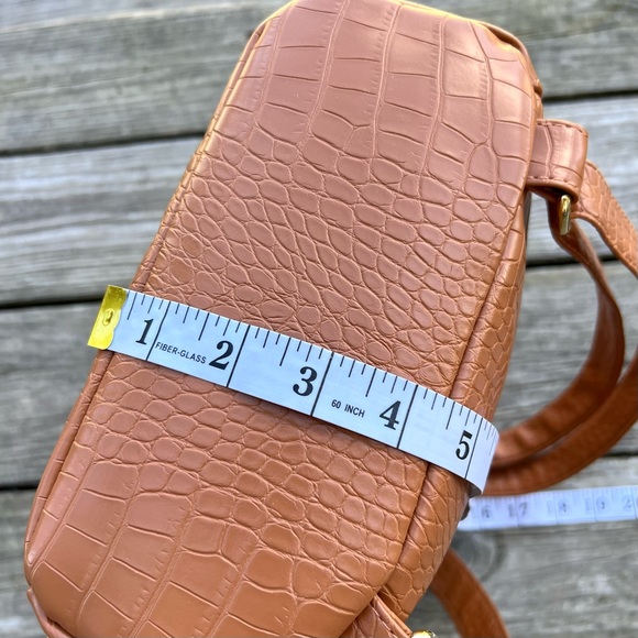 NWT Wild Fable Caramel Brown Crocodile Skin Backpack Purse - Picture 12 of 15